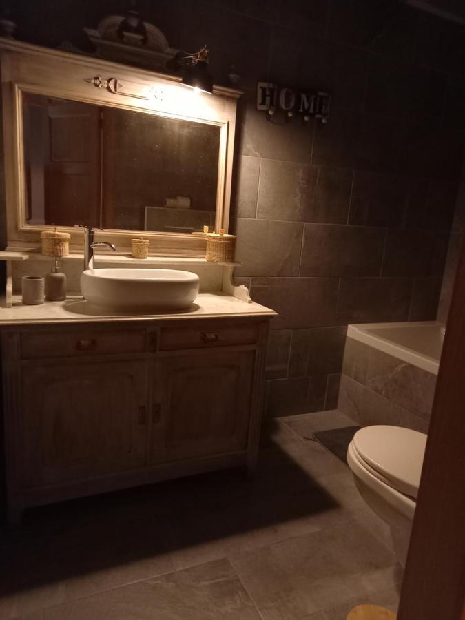 Les Chambres De La Cour Arsimont Екстериор снимка